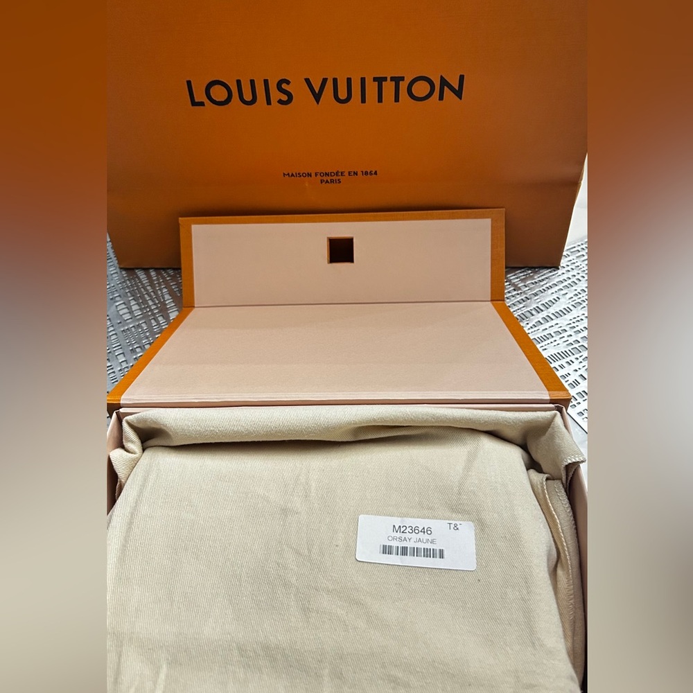 LOUIS VUITTON Orsay Jaune Bag - Picture 7 of 10